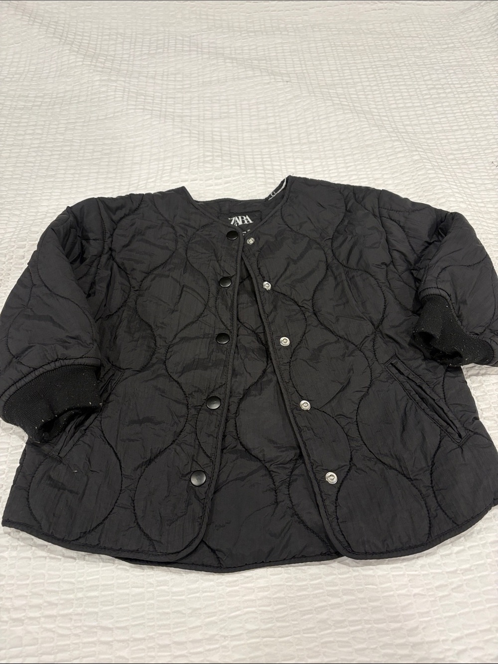 Zara Kids Black Quilted Snap-Front Puffer Jacket
Size 3-4 years